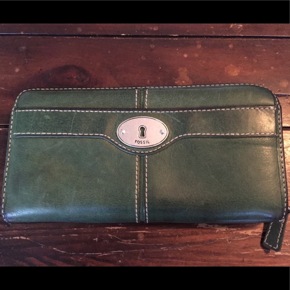 Fossil wallet
